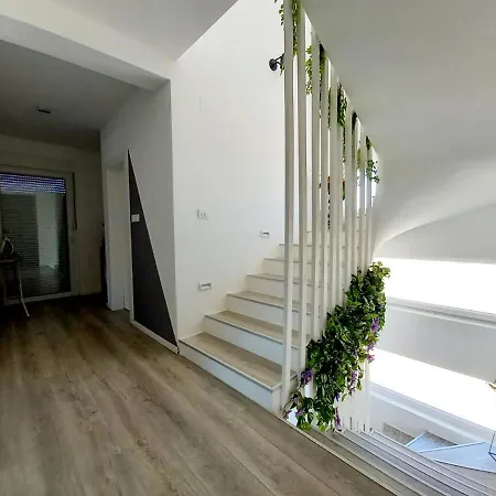 Willa Tia With Heated Pool & Jacuzzi Murvica (Policnik)