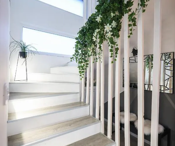 Вилла Tia With Heated Pool & Jacuzzi