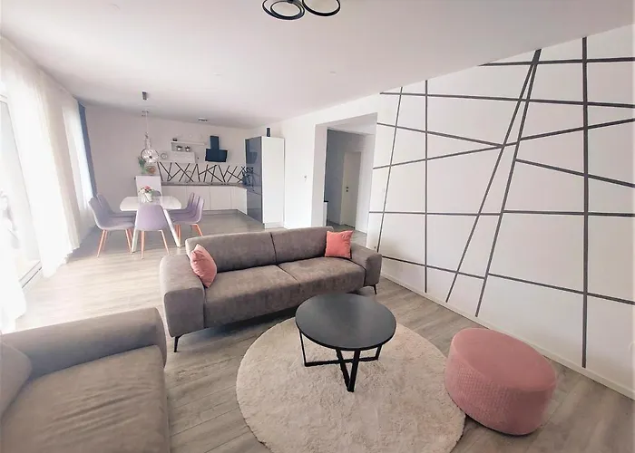 Вилла Tia With Heated Pool & Jacuzzi