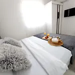 Tia With Heated Pool & Jacuzzi Βίλα